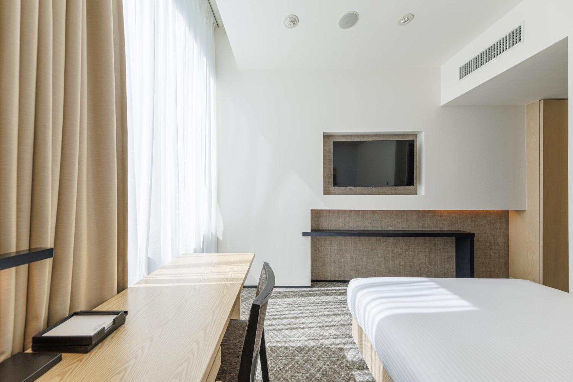 Jr Kyushu Hotel Blossom Shinjuku Токио Екстериор снимка
